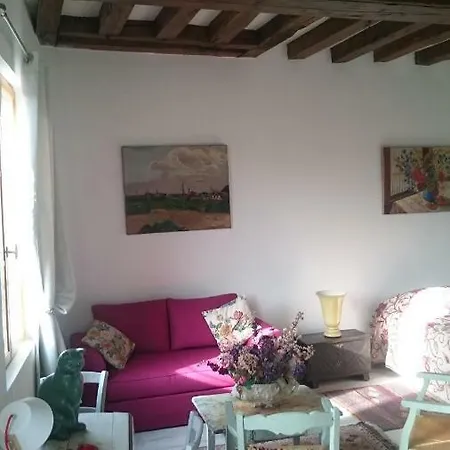 아파트 Remalard Appartement *